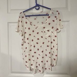 Hollister rose tee